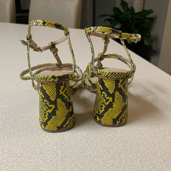 Antonio Melani Bayslie Leather Knotted Sandals - Picture 9 of 11